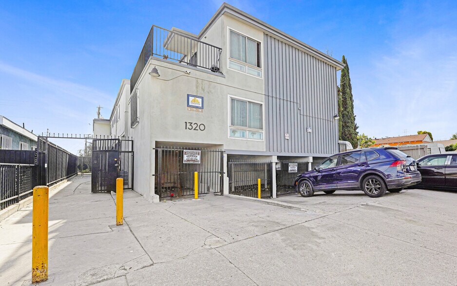 More Photos Of 1320 W 97th St, Los Angeles Apartments For Sale