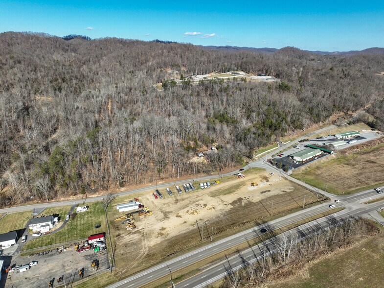 More Photos Of 3930 E Stone Dr, Kingsport Warehouse For Sale