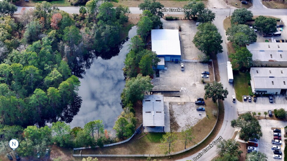 More Photos Of 7091 Davis Creek Rd, Jacksonville Warehouse For Lease