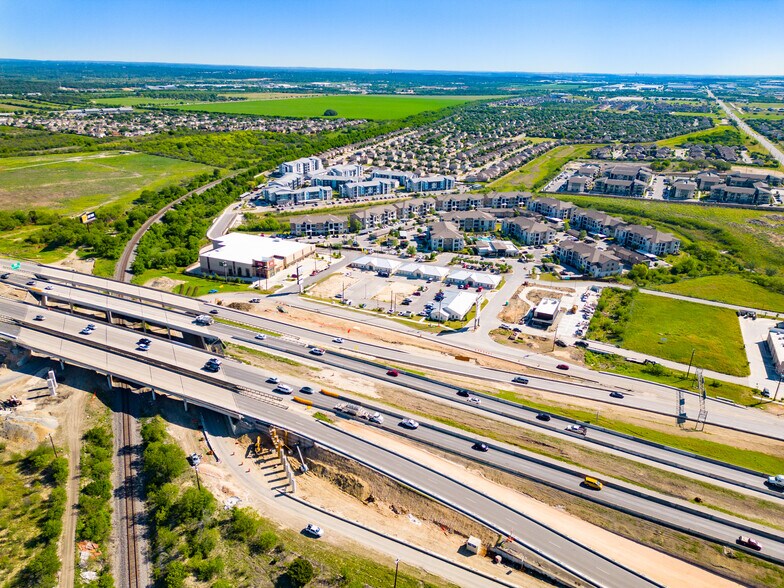 More Photos Of 7323 N Loop 1604 E, San Antonio Office For Sale