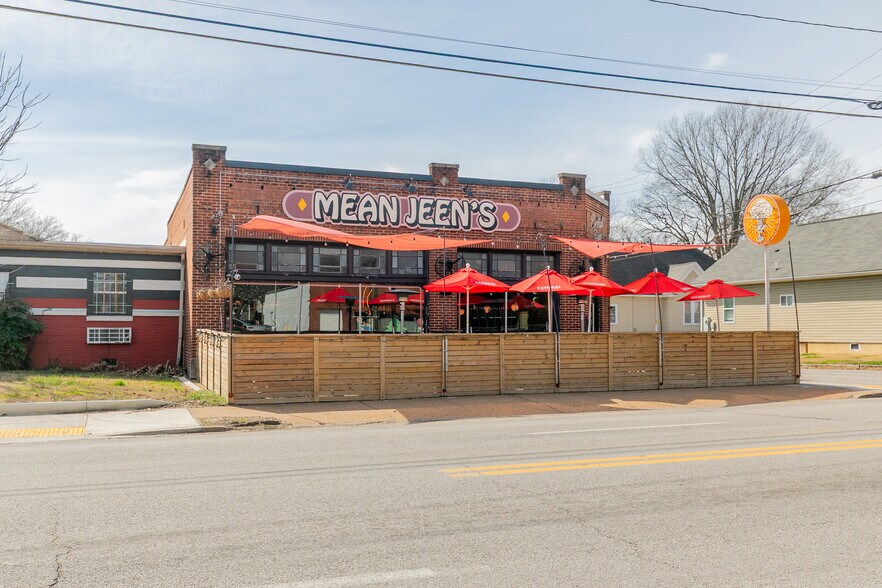 More Photos Of 1804 E Main St, Chattanooga General Retail For Sale