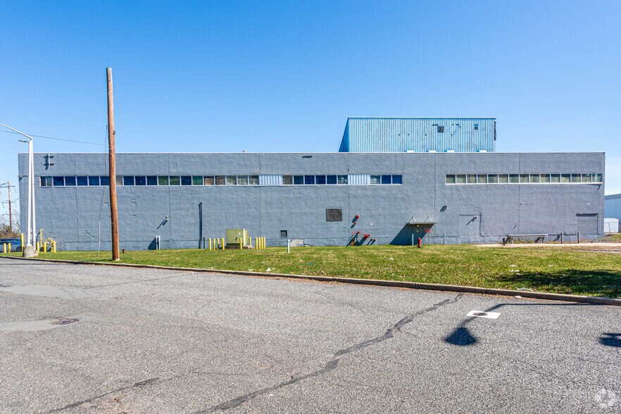 More Photos Of 55 Talmadge Rd, Edison Warehouse For Lease
