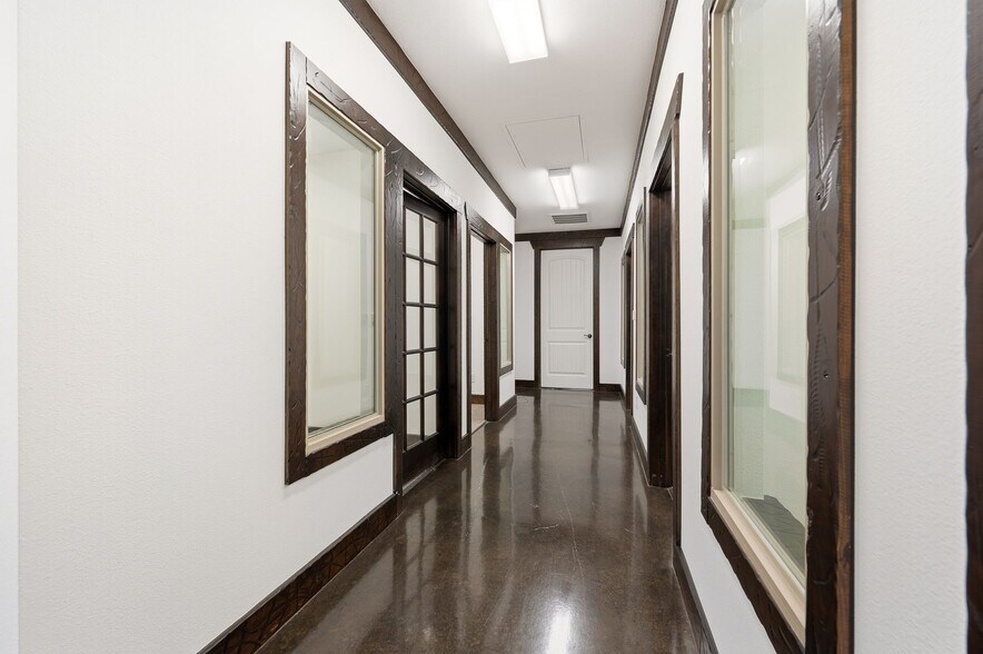 More Photos Of 131 Quest Ct, Keller Office For Lease