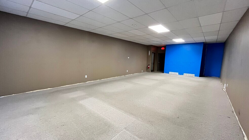 More Photos Of 27051 Southfield Rd, Lathrup Village Freestanding For Sale