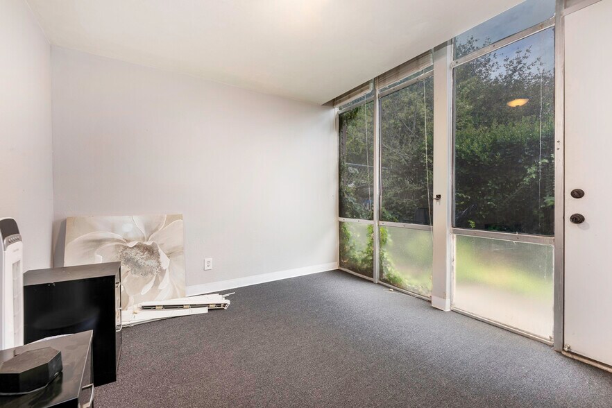 More Photos Of 3840 Woodruff Ave, Long Beach Medical For Lease
