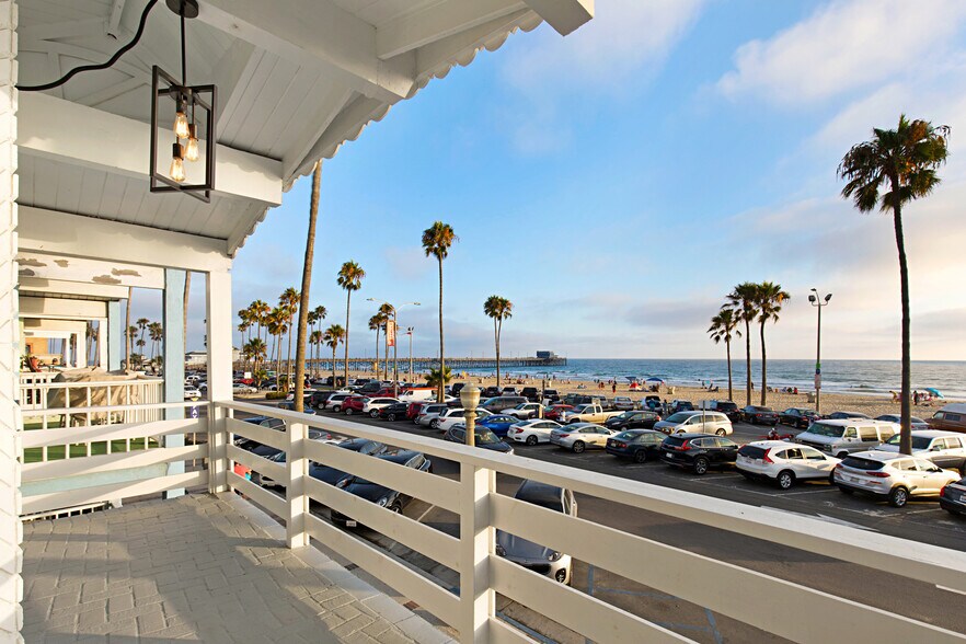 More Photos Of 2212 W Oceanfront, Newport Beach Multifamily For Sale