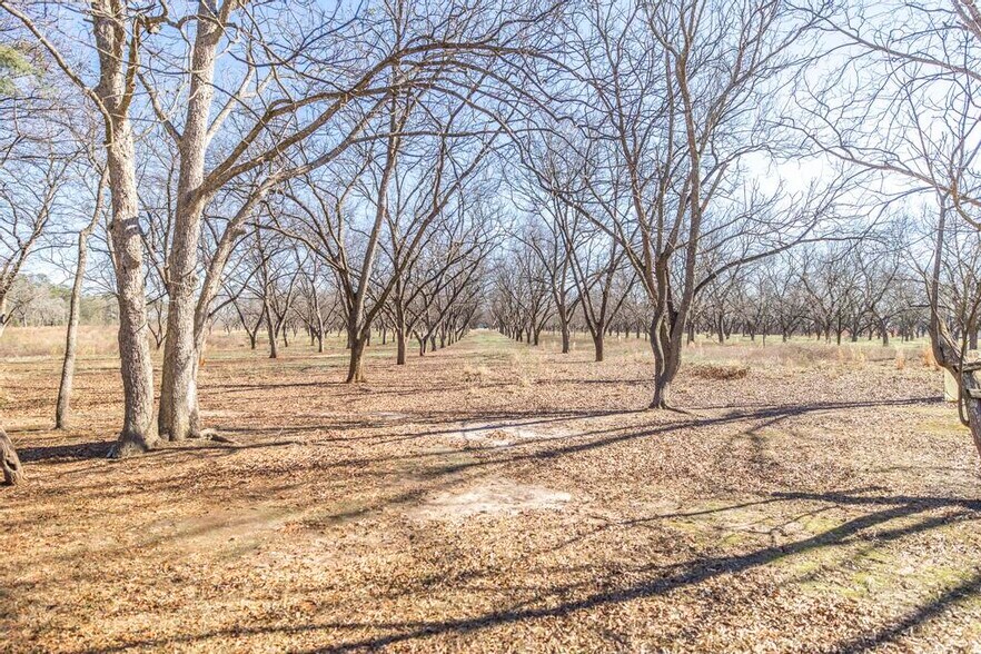 More Photos Of 1020 Keith Dr, Perry Healthcare For Lease