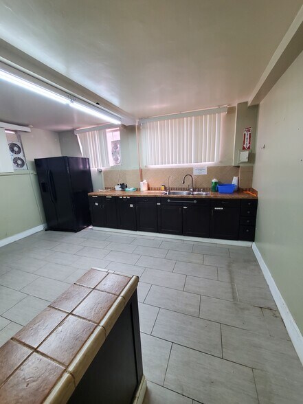 More Photos Of 3507 E 7th St, Los Angeles Religious Facility For Sale