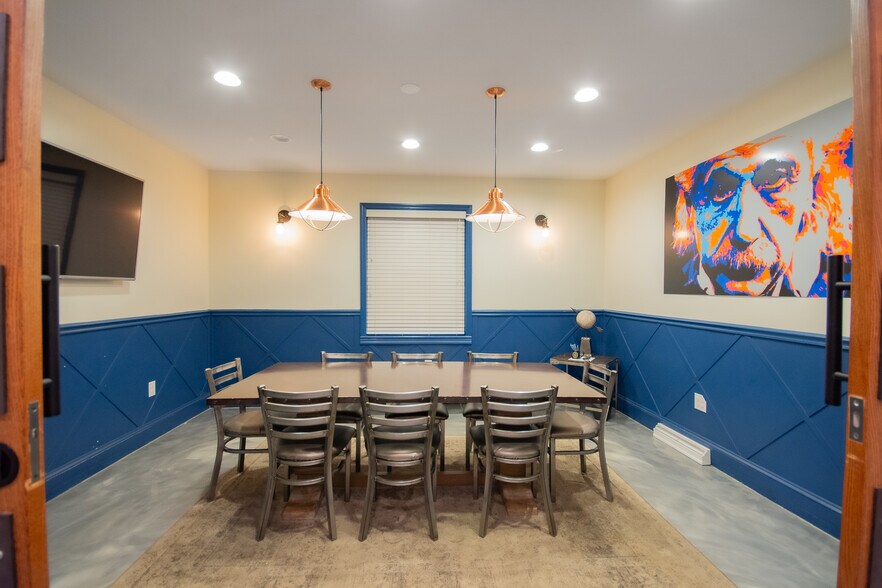 More Photos Of 126 E Burke St, Martinsburg Office For Sale