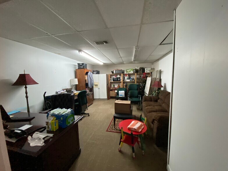 More Photos Of 805 12th St, Hempstead Office Residential For Sale