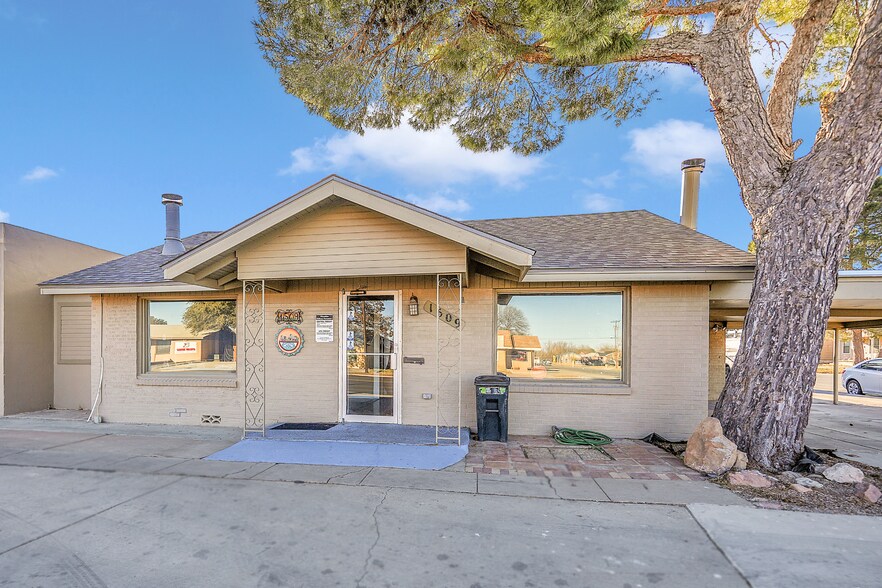 Primary Photo Of 1509 N Big Spring St, Midland Loft Creative Space For Sale