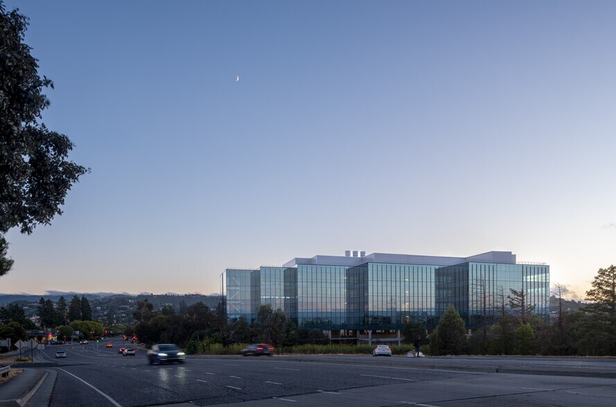 More Photos Of 405 Industrial Rd, San Carlos Research And Development For Lease