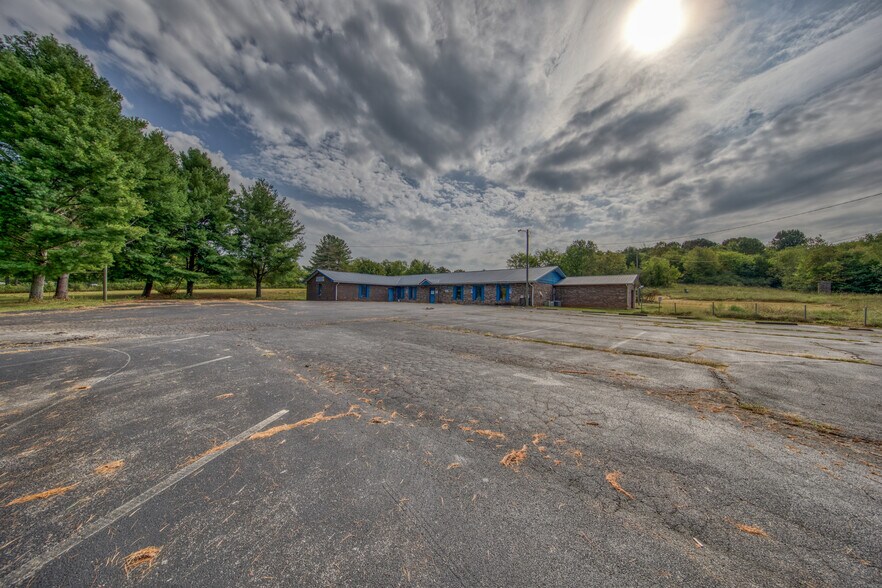 More Photos Of 10769 W Lee Hwy, Loudon Loft Creative Space For Sale