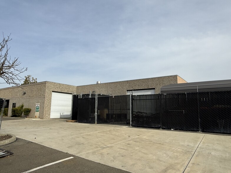 More Photos Of 4475 Golden Foothill Pky, El Dorado Hills Light Manufacturing For Sale