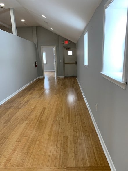 More Photos Of 32191 Nassau Rd, Lewes General Retail For Lease