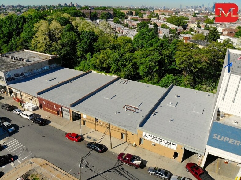 More Photos Of 2566 Borough Pl, Woodside General Retail For Lease