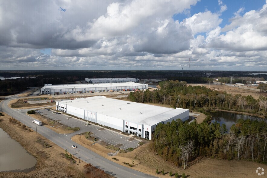 More Photos Of 1001 Trade Center Pky, Rincon Distribution For Lease