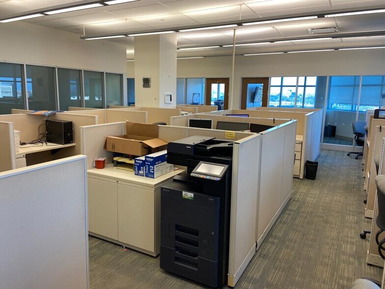 More Photos Of 6010 Bay Pkwy, Brooklyn Medical For Lease