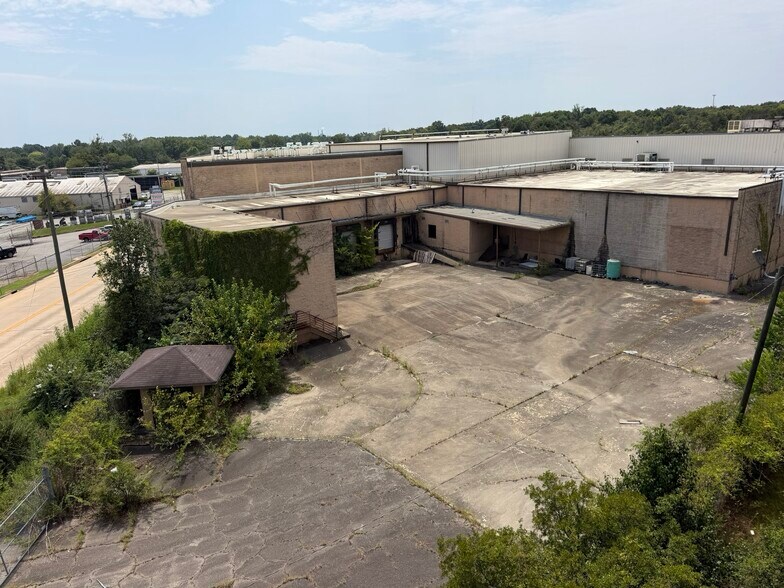 Primary Photo Of 2125 7th St, Macon-Bibb Warehouse For Sale