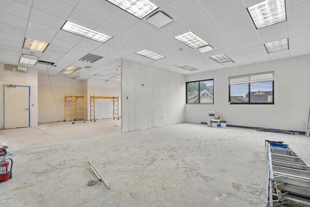 More Photos Of 23 Ryan St, Stamford Flex For Sale
