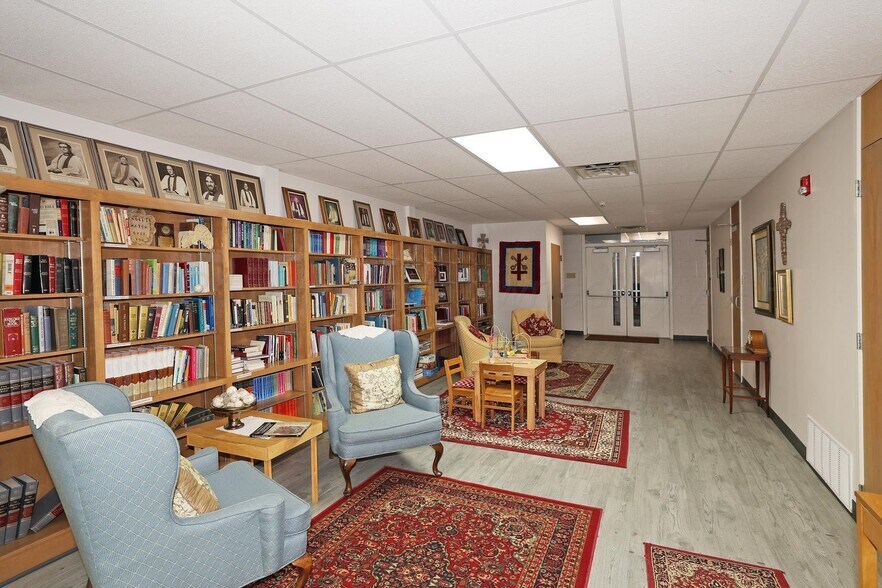 More Photos Of 4714 NW 4th Ave, Amarillo Religious Facility For Sale