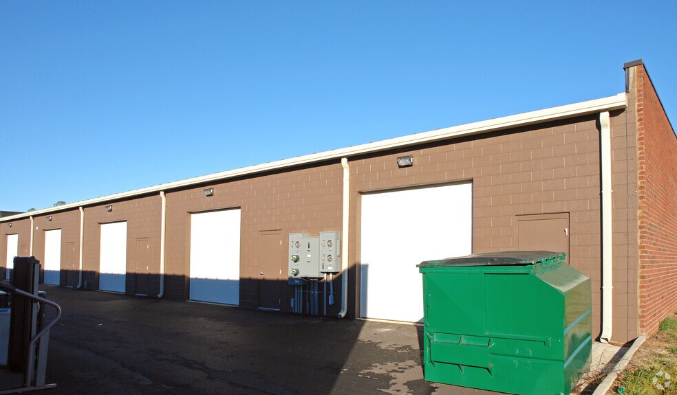 More Photos Of 2412 Granite Ridge Rd, Rockville Flex For Lease