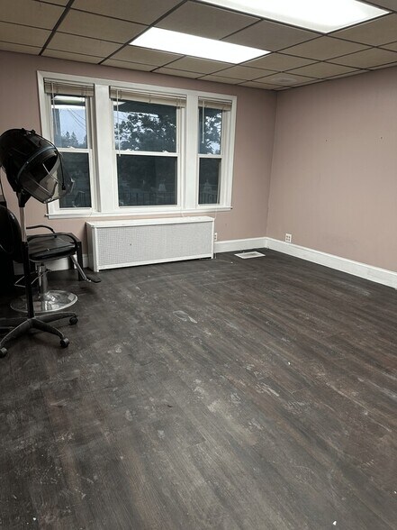 More Photos Of 1231 Mohawk St, Utica Apartments For Lease