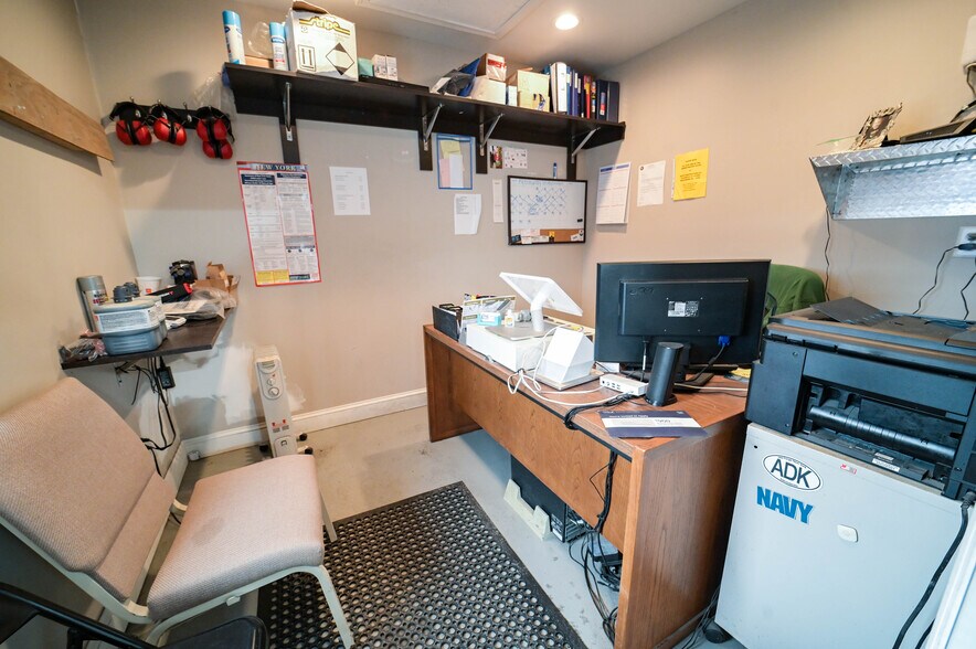 More Photos Of 1700 Oriskany W st, Utica Carwash For Sale