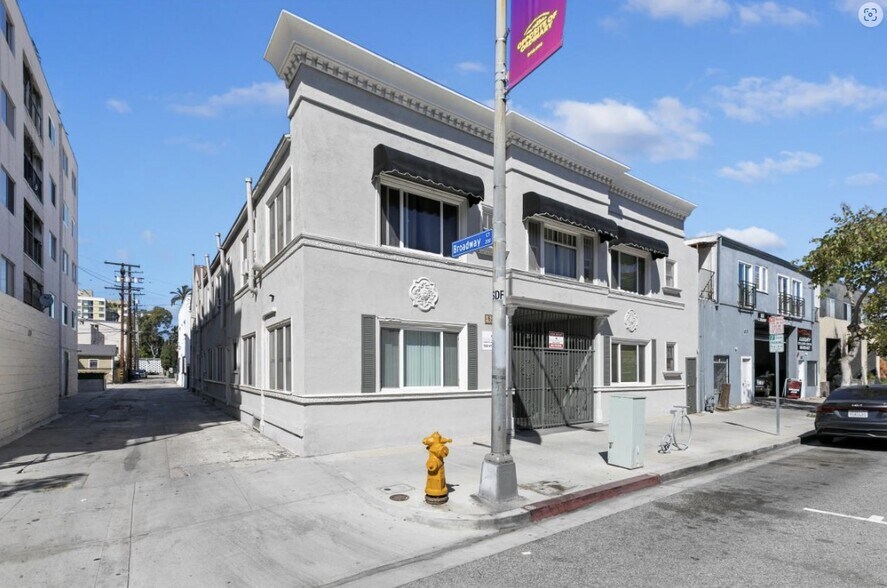 Primary Photo Of 625 E Broadway, Long Beach Apartments For Sale