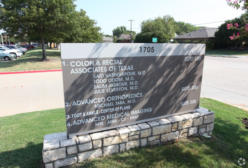 More Photos Of 1705 Ohio Dr, Plano Medical For Lease