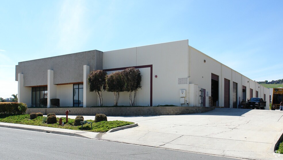 More Photos Of 1200 Billy Mitchell Dr, El Cajon Warehouse For Lease