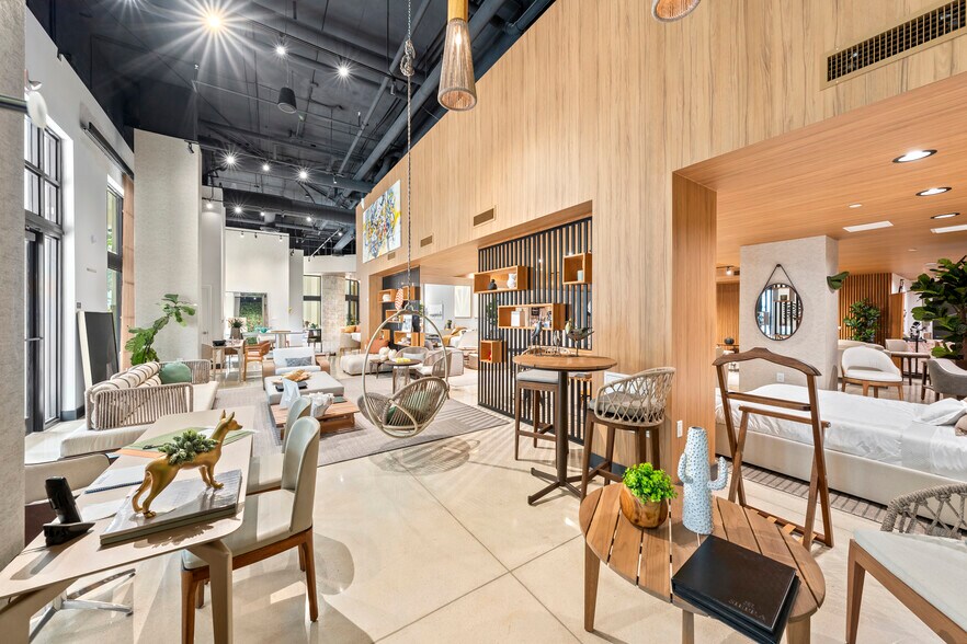 More Photos Of 301 Altara Ave, Coral Gables Apartments For Lease