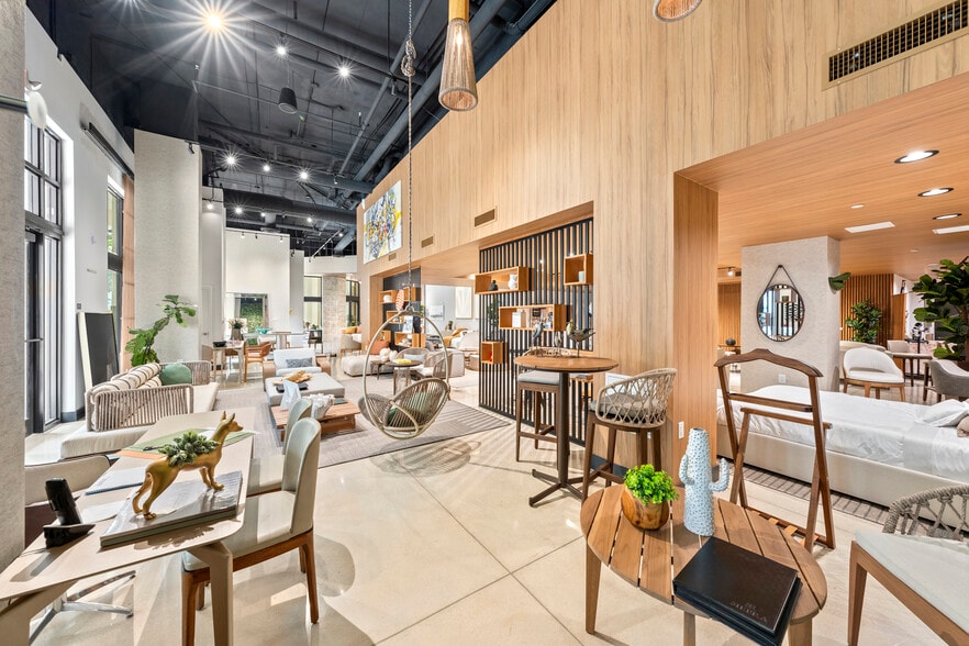 More Photos Of 301 Altara Ave, Coral Gables Apartments For Sale