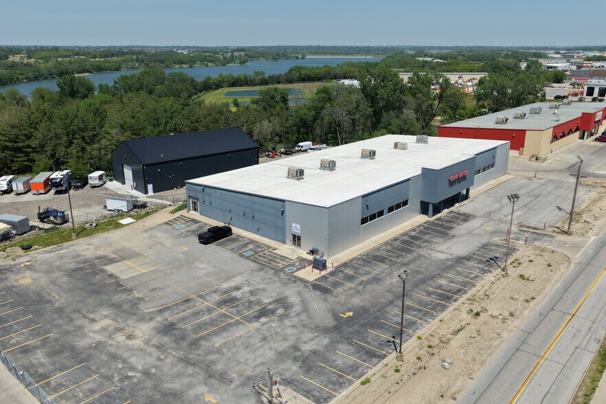 More Photos Of 10700 Sapp Brothers Dr, Omaha Warehouse For Sale