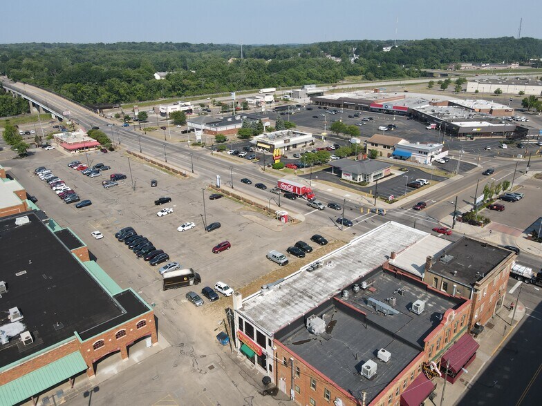 More Photos Of 129 Lincoln Way W, Massillon Land For Lease