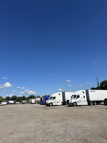 More Photos Of 3516 Wrightway Rd, Dayton Truck Terminal For Sale