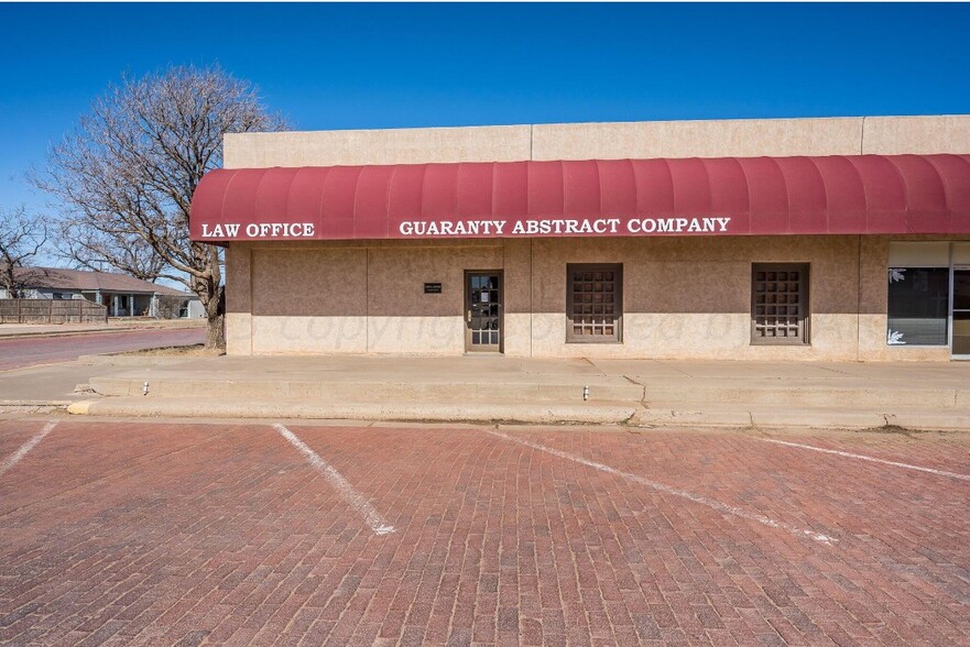 Primary Photo Of 144 W Broadway Ave, Tulia Office For Sale