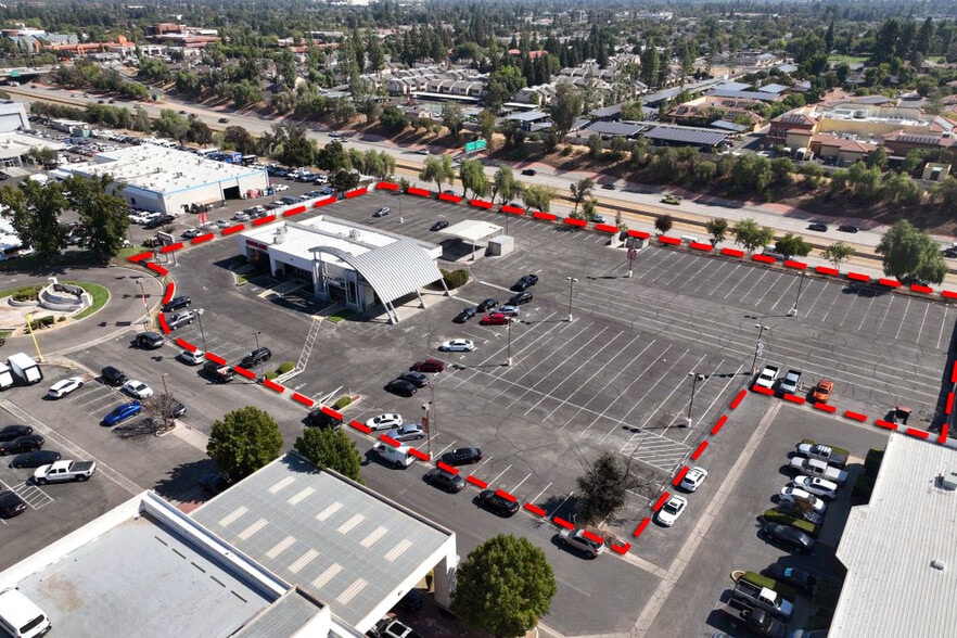 More Photos Of 145 E Auto Center Dr, Fresno Auto Dealership For Sale