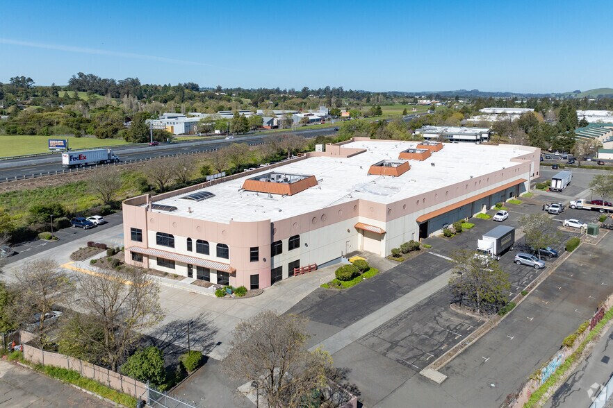 More Photos Of 715 Southpoint Blvd, Petaluma Warehouse For Lease