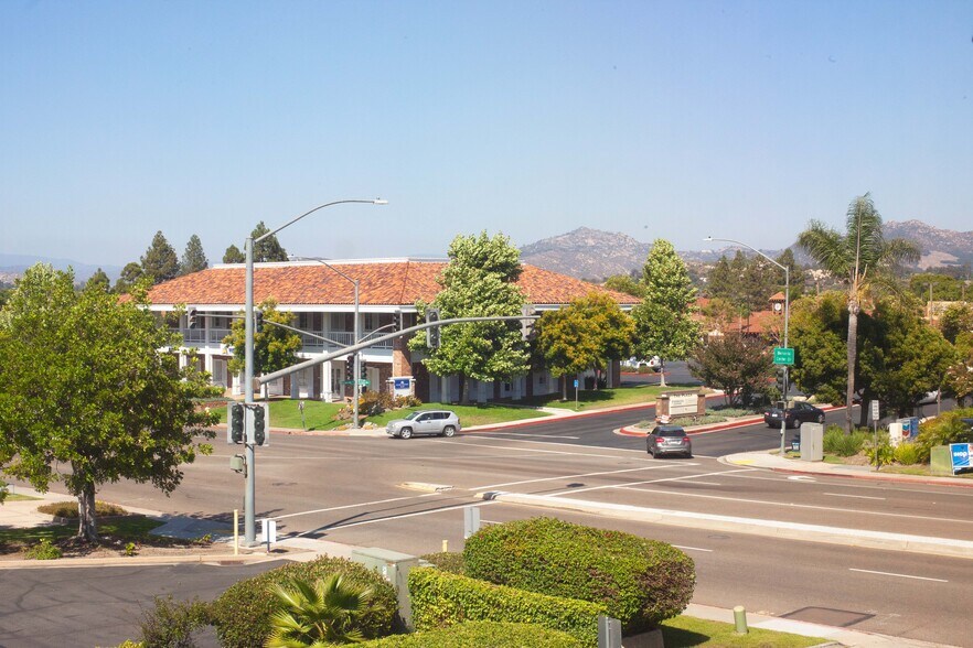 More Photos Of 16776 Bernardo Center Dr, San Diego Coworking Space