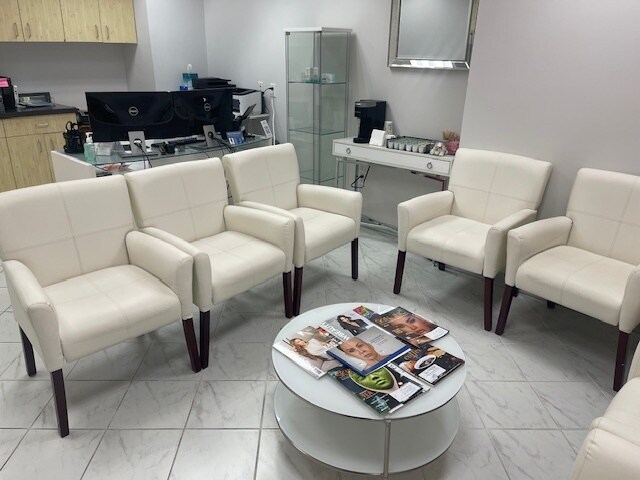 More Photos Of 5530 Wisconsin Ave, Chevy Chase Medical For Lease