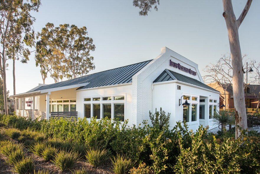 More Photos Of 5305-5331 University Dr, Irvine Unknown For Lease