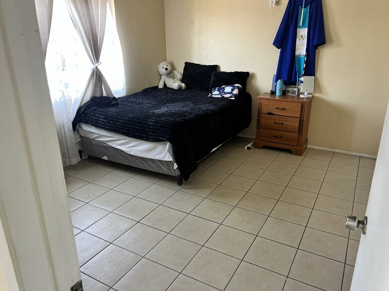 More Photos Of 10791 Palma Vista Ave, Garden Grove Apartments For Sale