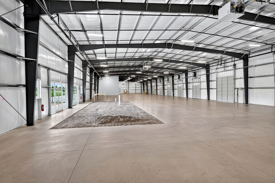 More Photos Of 121 Osage dr, Greenville Warehouse For Sale
