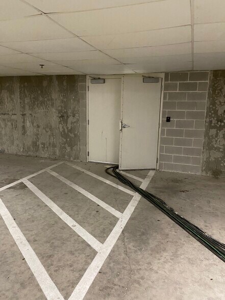 More Photos Of 6801 N Capital of Texas Hwy, Austin Unknown For Lease