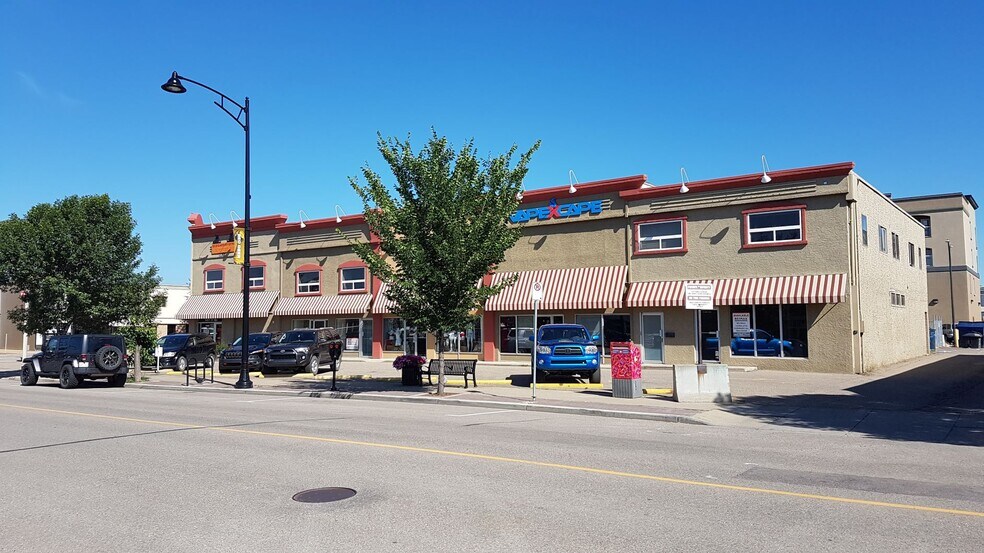 More Photos Of 4801 51 Ave, Red Deer Storefront Retail Office For Lease