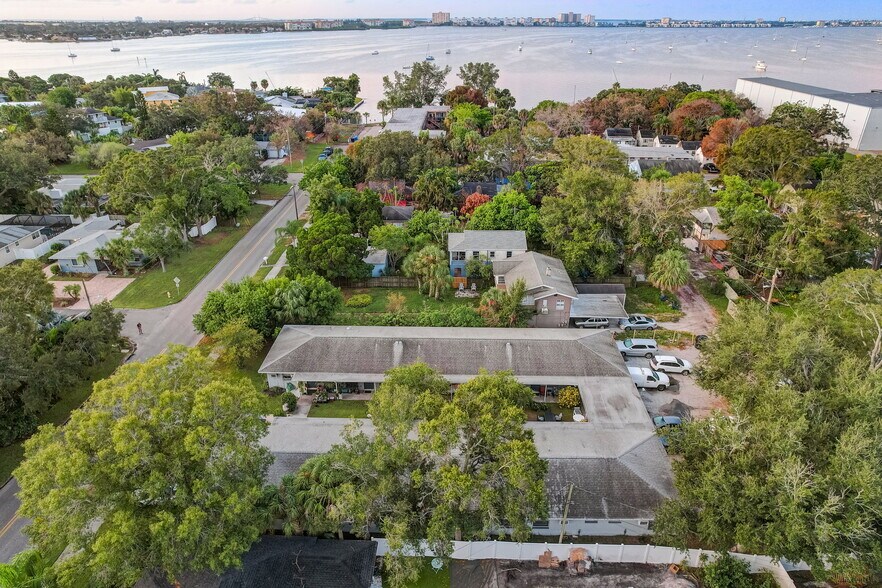 More Photos Of 3017 49th St S, Gulfport Apartments For Sale