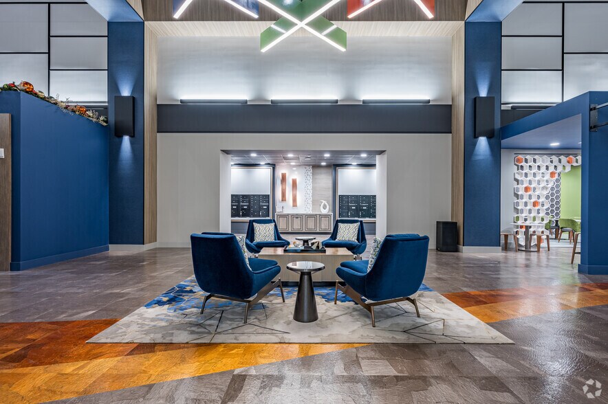 More Photos Of 14841 N Dallas Pky, Addison Office For Lease