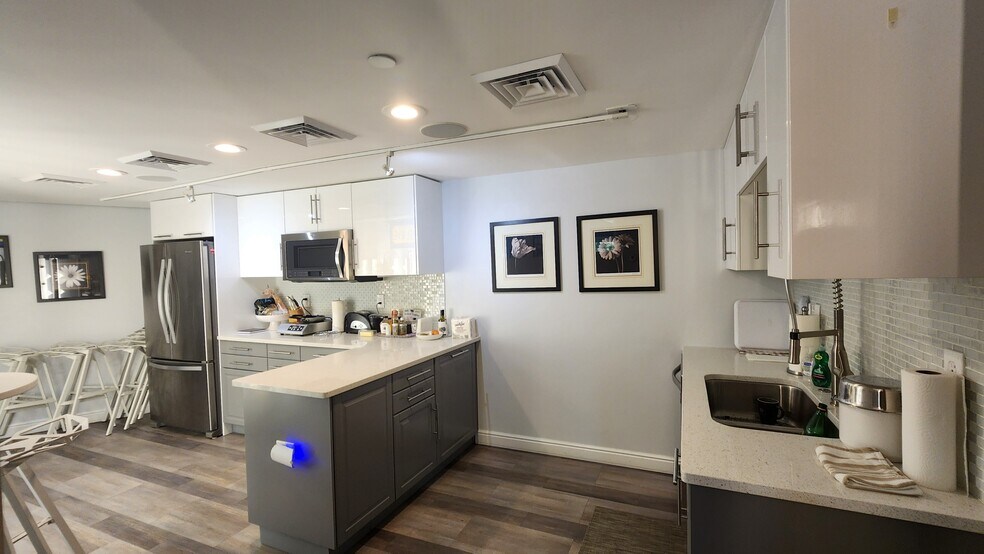 More Photos Of 1350 Lawrence St, Denver Apartments For Sale