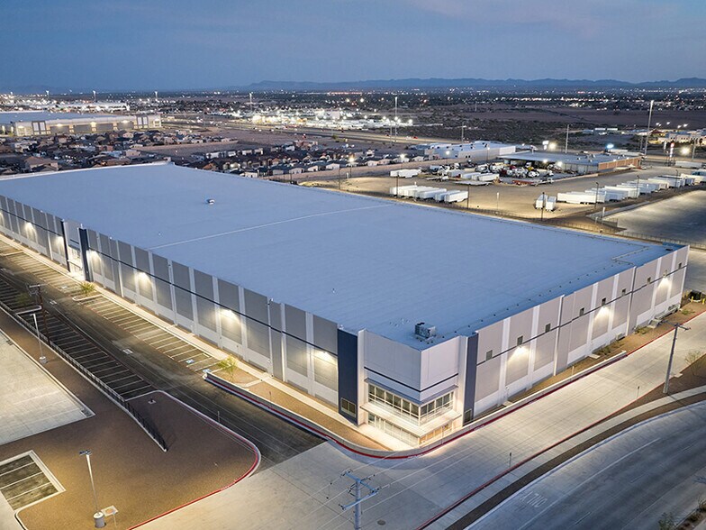 More Photos Of 12100 Emerald Pass Ave, El Paso Distribution For Lease